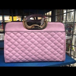 Way to cute mauve Purse 👛! Must have have 🤭